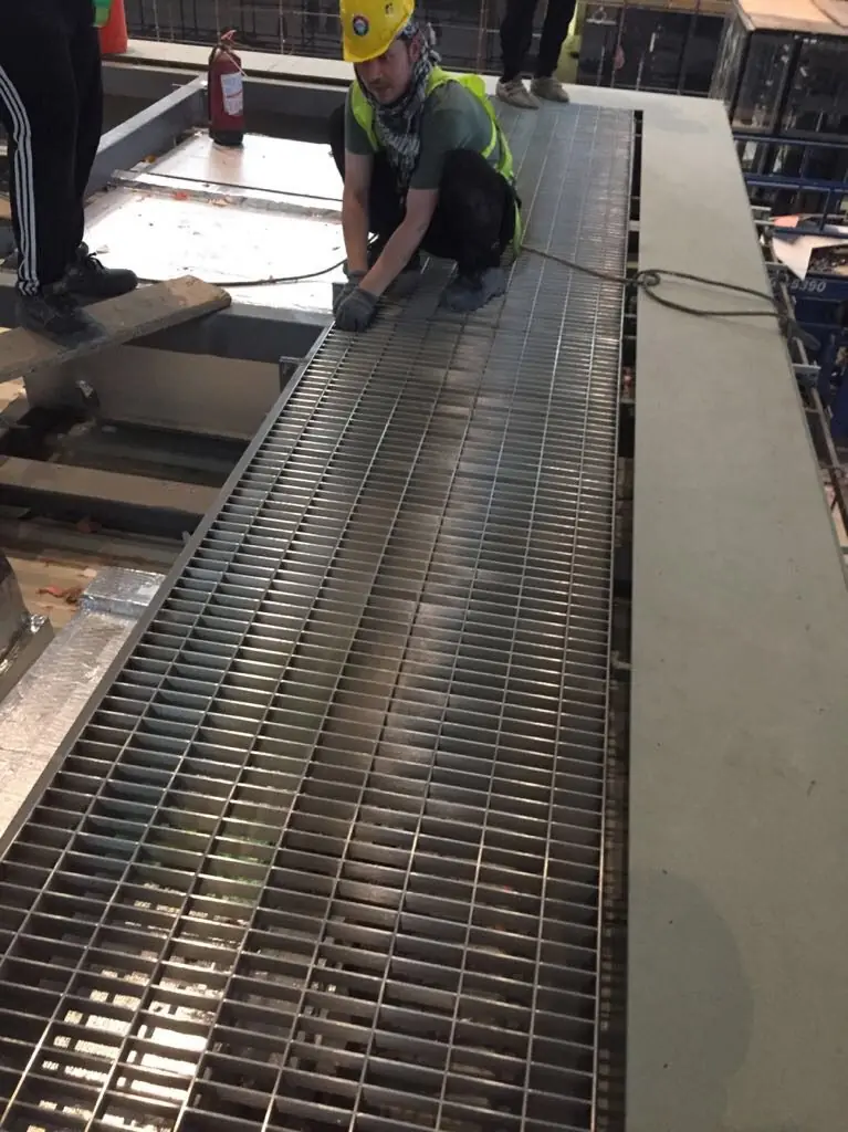 Grating — Stainless Steel Works (2 of 6)